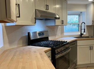 3318 N Springfield Ave UNIT B, Chicago, IL 60618