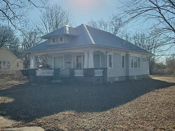3rd image of 503 W 6th St