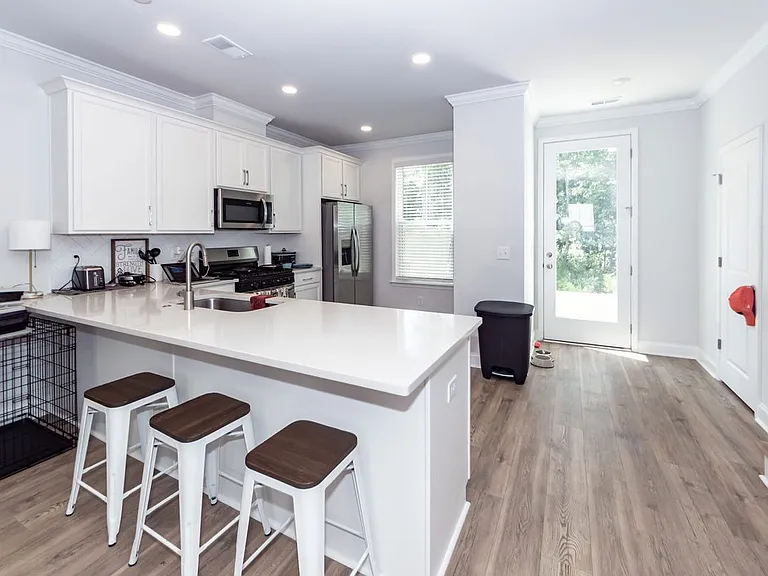 531 Green Fern Dr — Photo 2