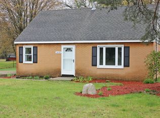 5419 Russ Rd, Muskegon, MI 49442