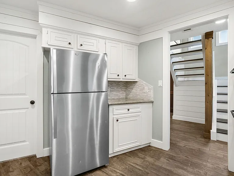 3203 Poe Dr — Photo 10