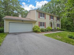 2 Reputation Dr, Chester, NY 10918