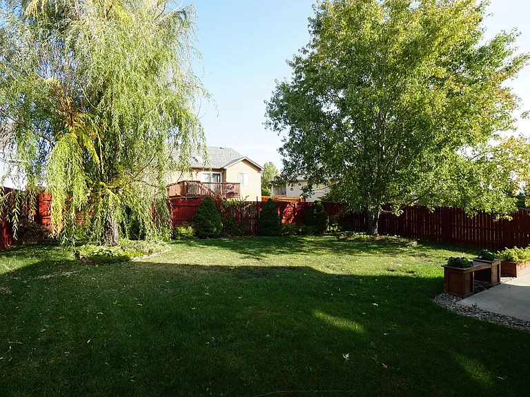 1072 Scarlet Oak Dr — Photo 27