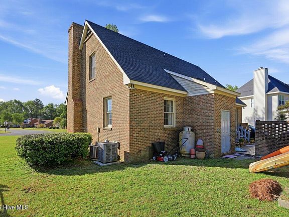4th image of 3701 Cornwallis Road