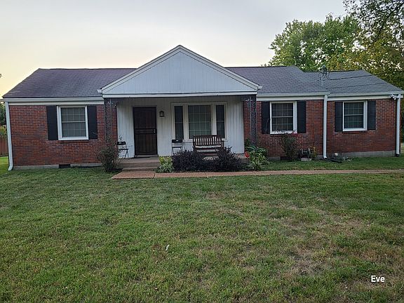 2nd image of 2913 Stanwyck Dr
