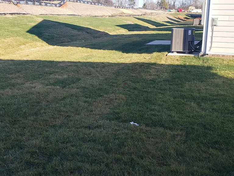 3918 Sadie St — Photo 28