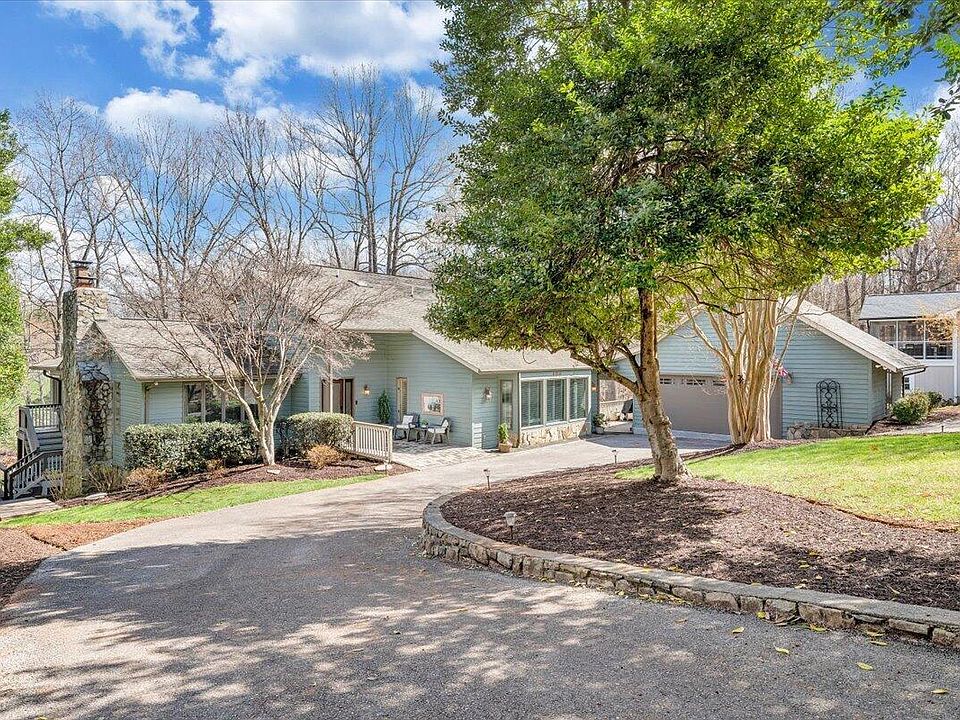 1st image of 406 Anchor Dr