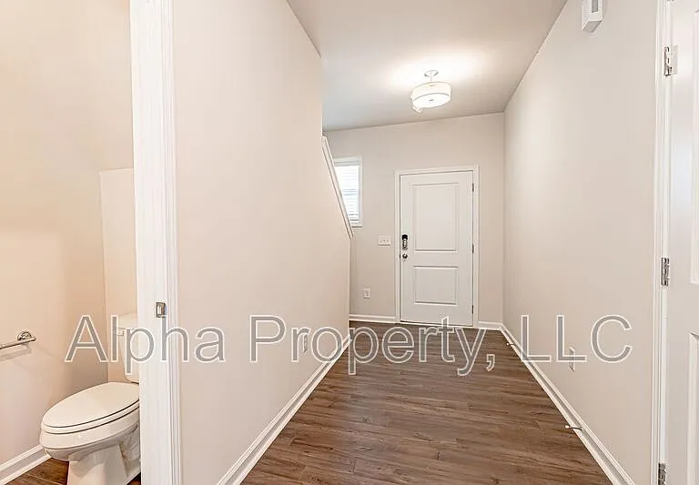 147 Clingstone Trl — Photo 5