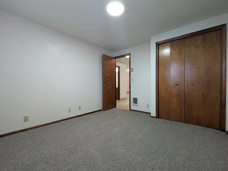1217 R St #1 — Photo 8