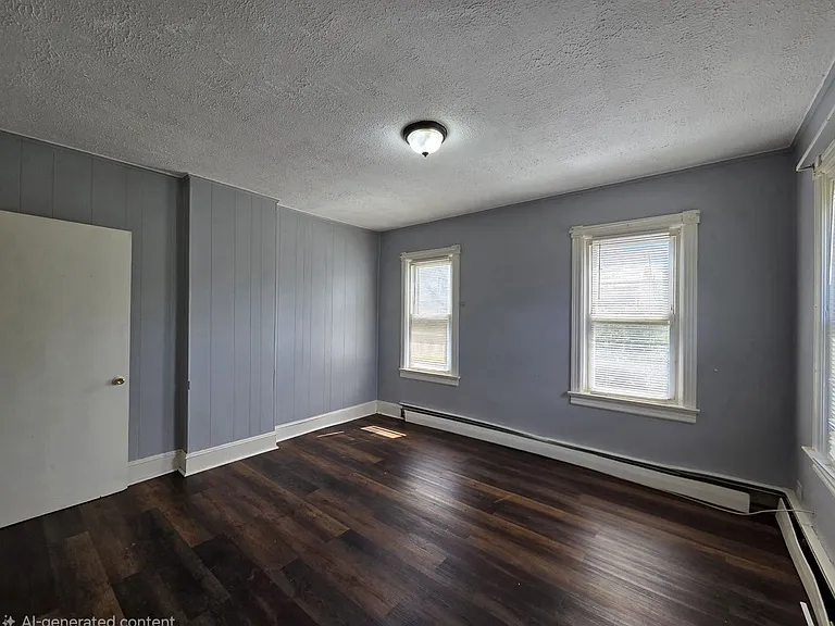 320 Cleveland Ave — Photo 9