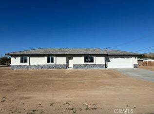 15355 Straight Arrow, Apple Valley, CA 92307
