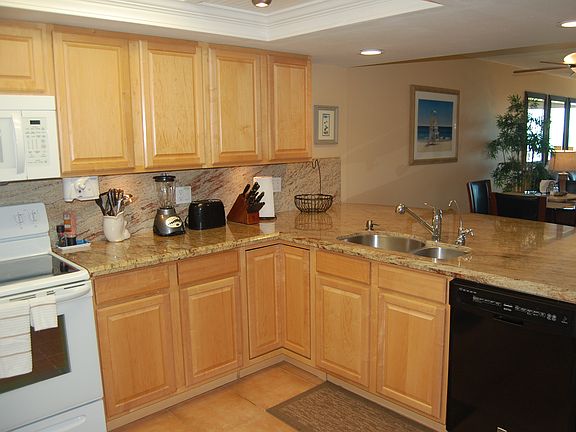 4th image of 2216 Gulf Blvd