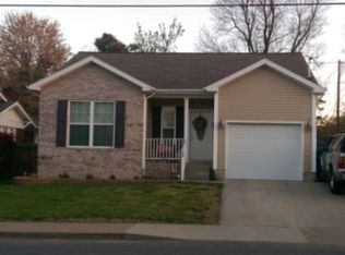 114 E Broadway St, Madisonville, KY 42431