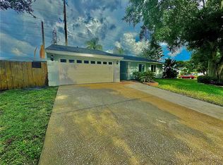 206 Sandwater Ln, Oldsmar, FL 34677