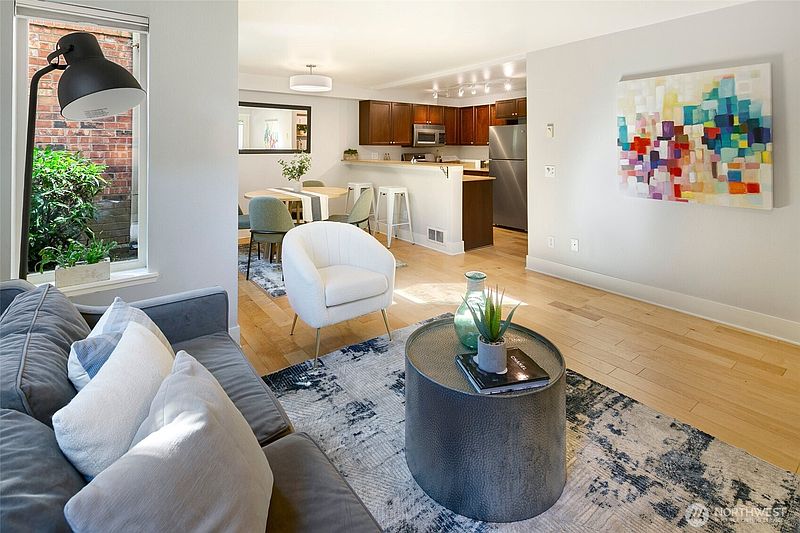 5th image of 566 Prospect Street #103