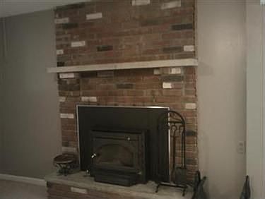4th image of 7611 Venice Dr NE