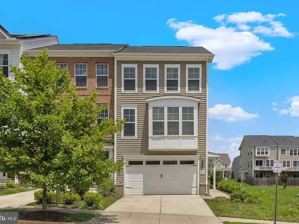 419 Foxglove Way Unit 106, Stafford, VA 22554