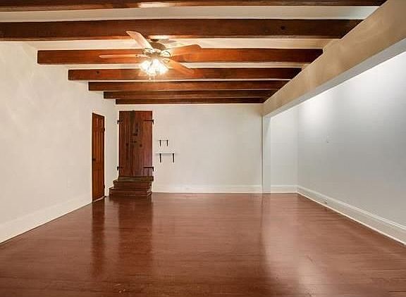 3rd image of 536 Royal St