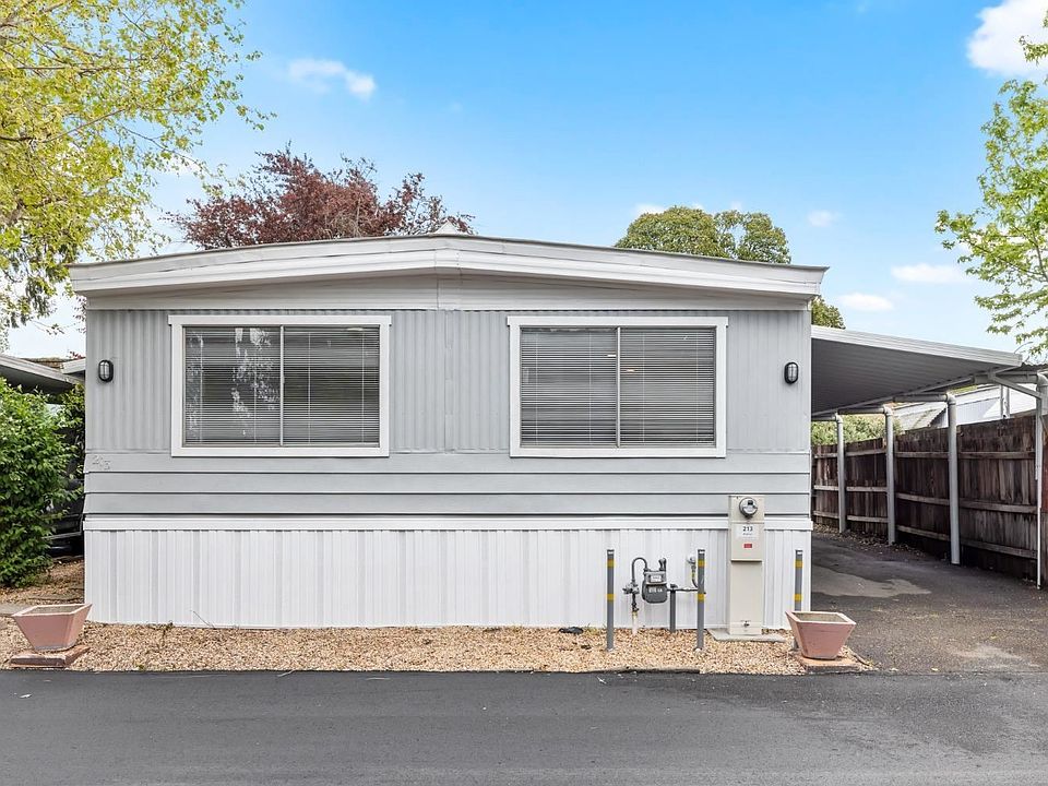 1st image of 300 Stony Point Rd #213