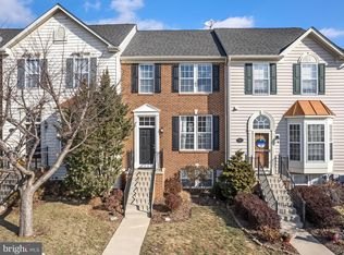 27 Baltic Ln, Ranson, WV 25438