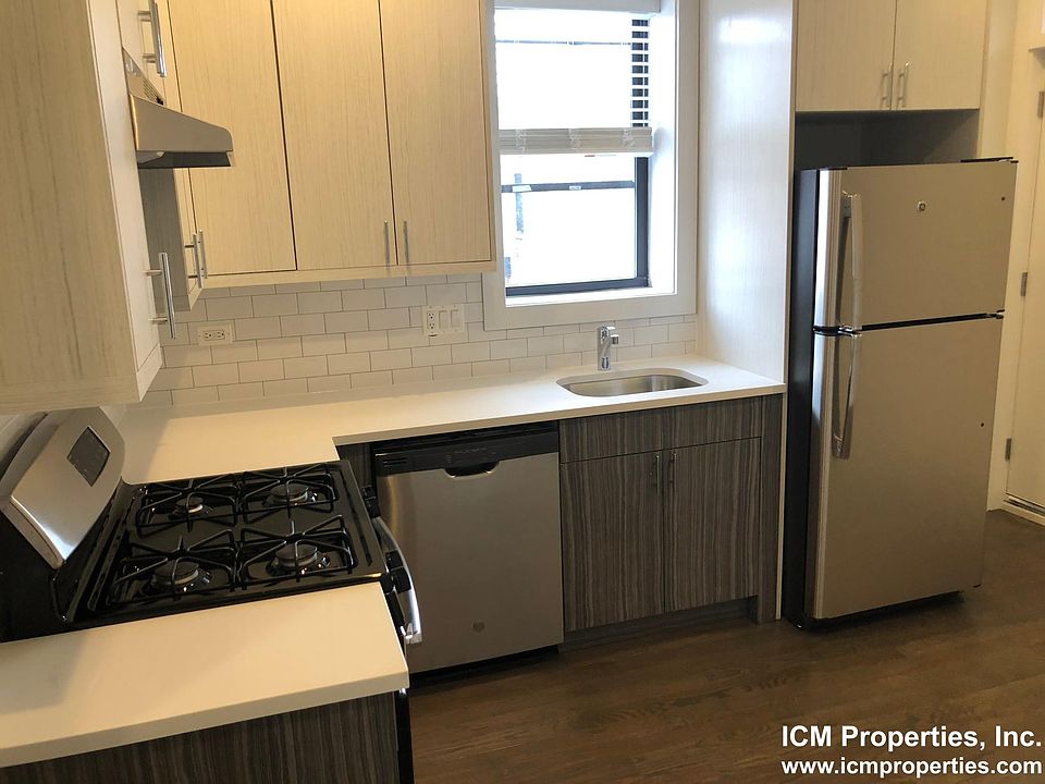 1st image of 1614 W Belle Plaine Ave #2WW