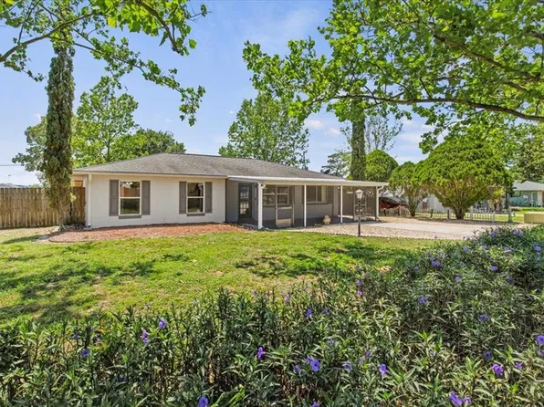 13212 Grand Terrace Dr, Grand Island, FL 32735