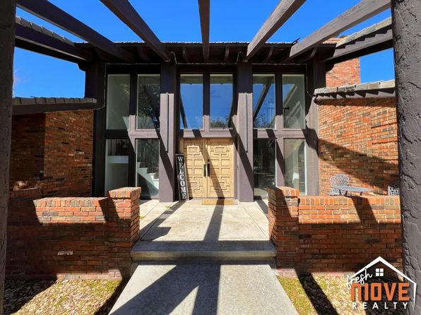 1420 N Pershing Ave, Liberal, KS 67901