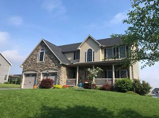 263 Cresthaven Dr, Fayetteville, PA 17222
