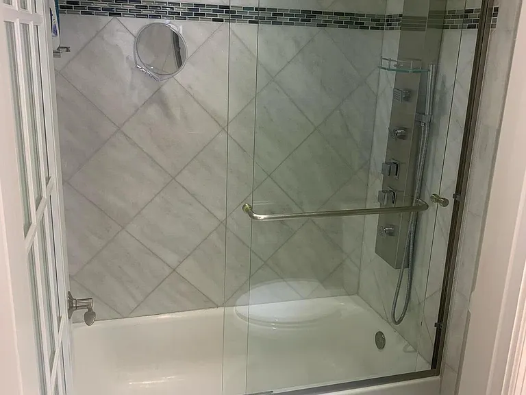 6039 Collins Ave #1722 — Photo 7