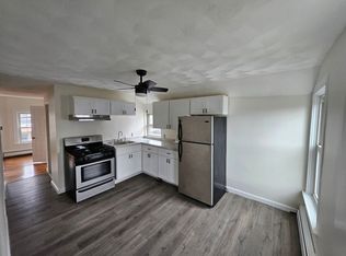 31 Norton St FLOOR 2, Pawtucket, RI 02860