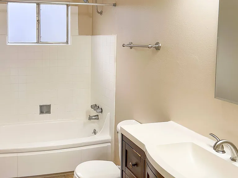 Belaire Apts, Santa Clara — Photo 5