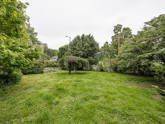 5th image of 4304 Central Ave