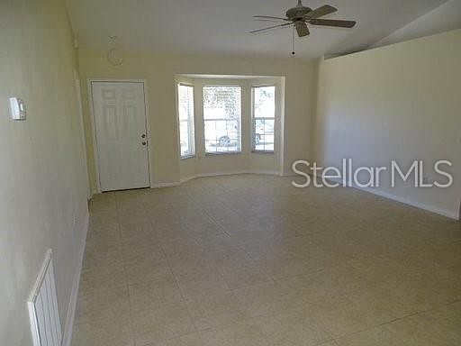 3rd image of 535 King Fisher Dr