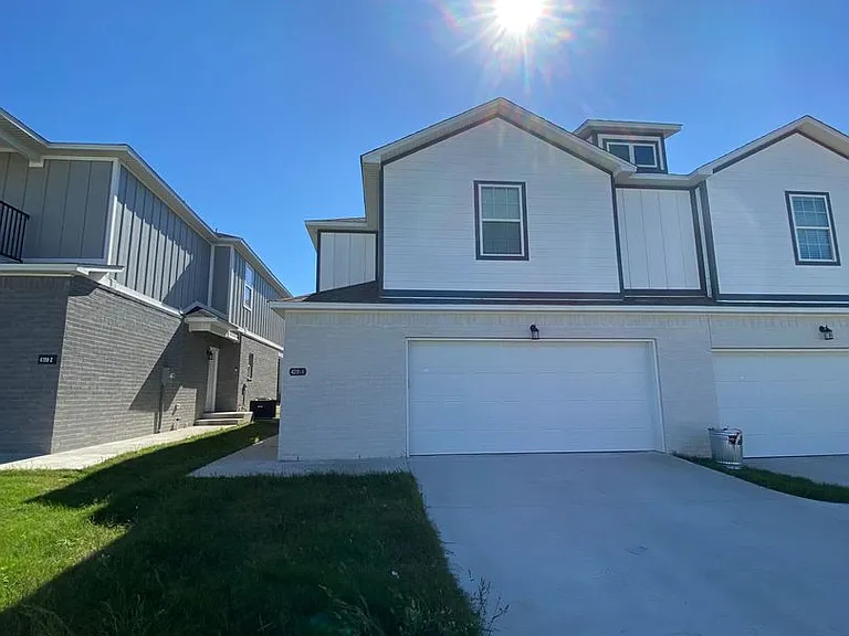4211 Sante Fe Sq — Photo 20