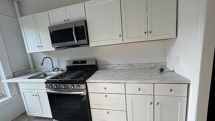 1st image of 404 Franklin Ave #4