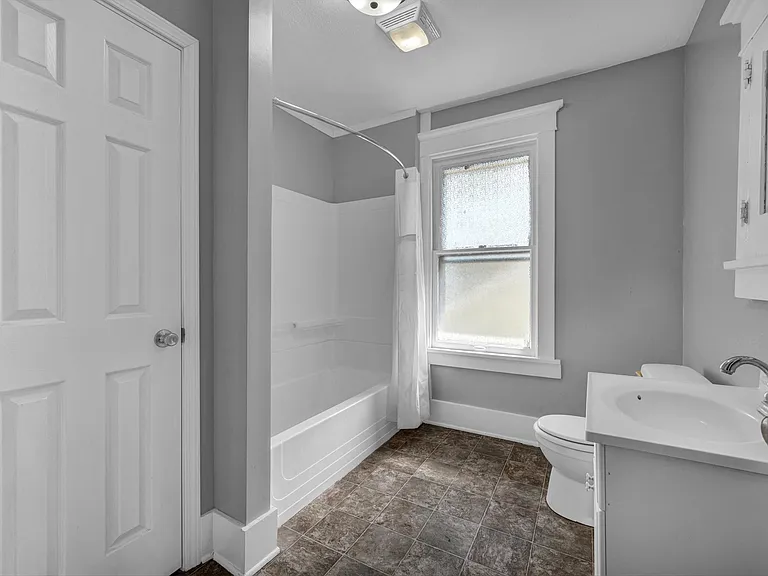 1617 W Barker Ave — Photo 24