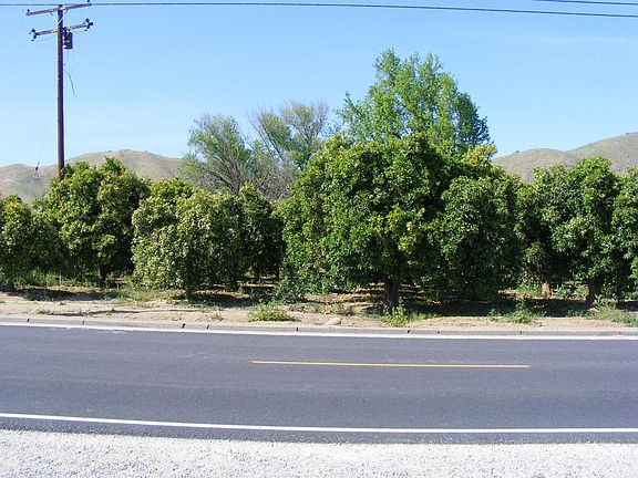 2nd image of 22666 Avenue 344