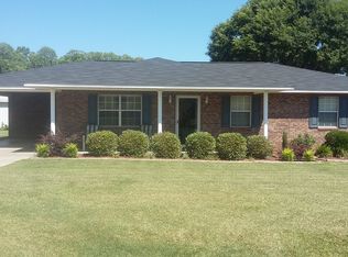115 Continental St, Glennville, GA 30427