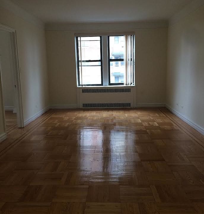 1st image of 5 Continental Ave