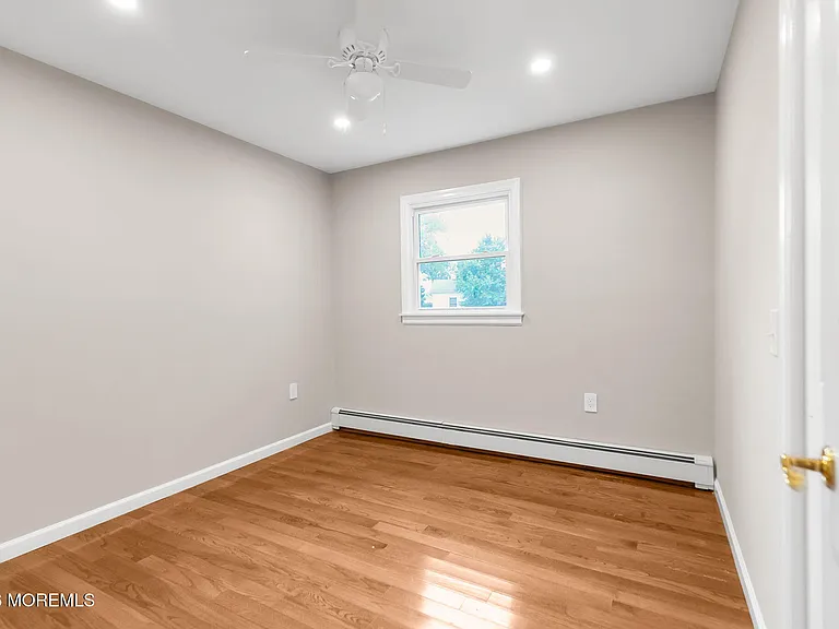 453 Milton Ave — Photo 26