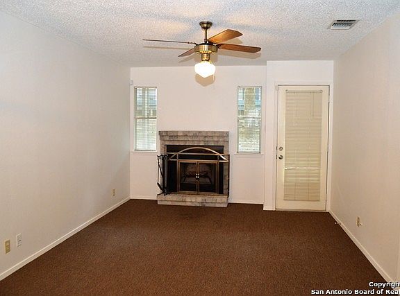 4th image of 661 Floral Ave APT C1