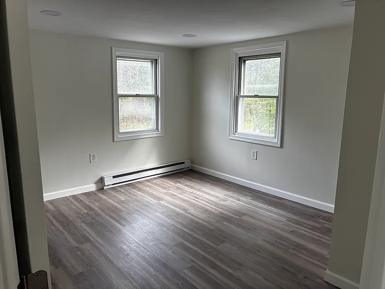 84 Middleburg Rd — Photo 12