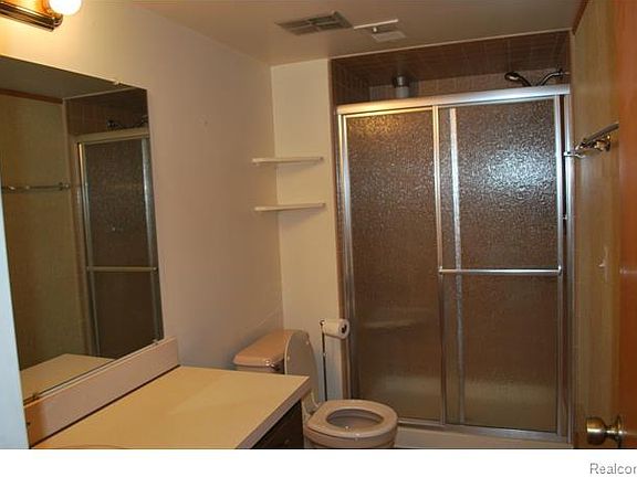 5th image of 17897 University Park Dr #95