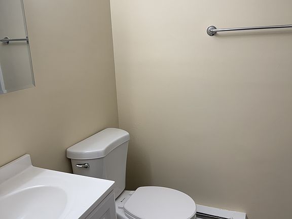 3rd image of 2450 Boudinot Ave #11557515