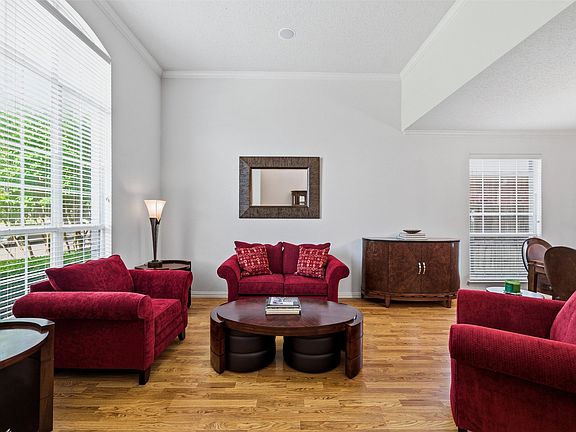 2nd image of 4541 Marguerite Ln