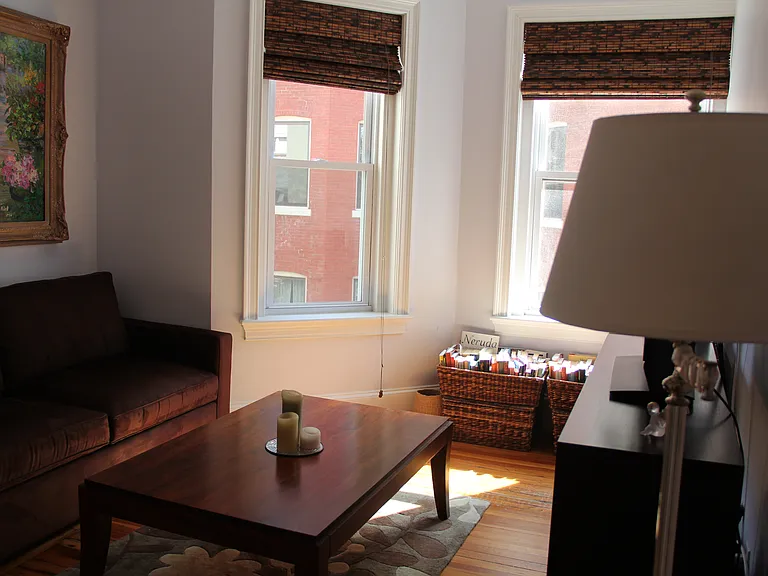 1423 R St NW #305 — Photo 2