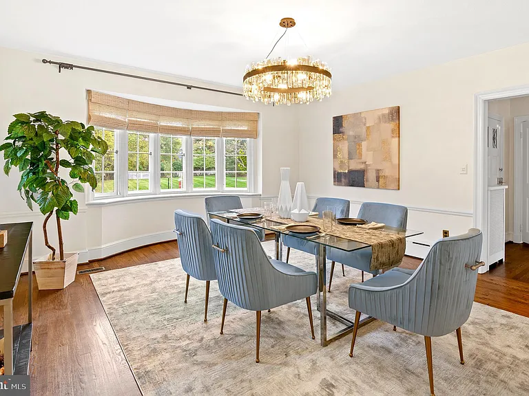 7704 Crossland Rd — Photo 15