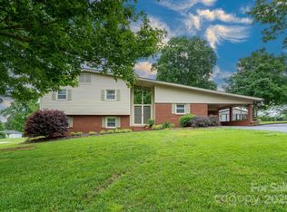 318 Confederate Dr SW, Concord, NC 28027