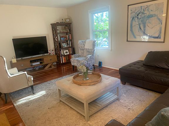 5th image of 4531 Pinecrest Heights Dr