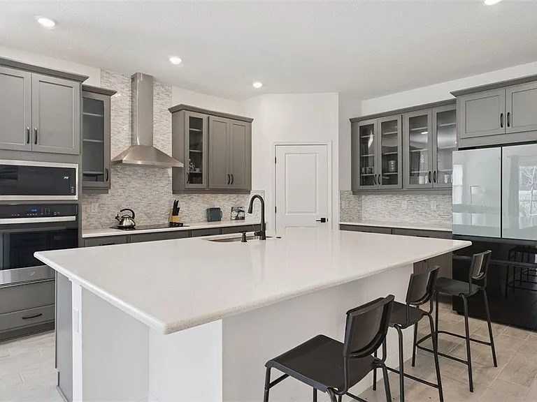 2025 Axel St — Photo 13